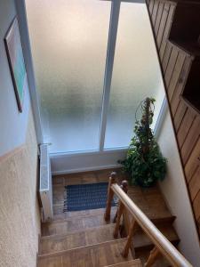 Fotografija u galeriji objekta Apartment with beautiful view of Avala Mountain 3 rooms for 6 guests max SRB, DE, EN u Beogradu