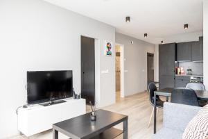Kuchyň nebo kuchyňský kout v ubytování Geirþrúðarhagi 6A one bedroom apartment 102