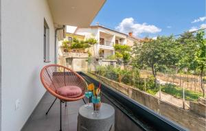 Μπαλκόνι ή βεράντα στο Lovely Apartment In Kostrena With Wifi +27 φωτογραφίες