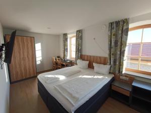 Gallery image of Gasthof Zur Post in Lalling