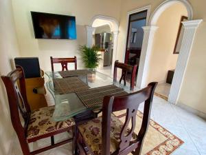 Posezení v ubytování Central y Cómoda casa San Rafael Wifi y Balcón
