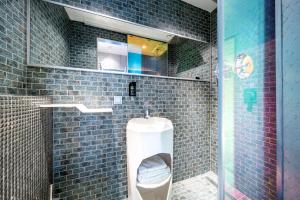 Diamond Capsule Hotel Amsterdam South的一间浴室