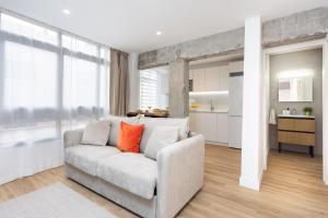 Η κουζίνα ή μικρή κουζίνα στο Suites Rooms La Rosa +38 φωτογραφίες