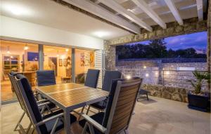 Fotografia z galérie ubytovania Pet Friendly Home In Krk v destinácii Krk