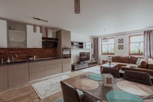 Η κουζίνα ή μικρή κουζίνα στο Apartmány Starý trh Kežmarok