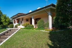 Vườn quanh Villa Magnolia