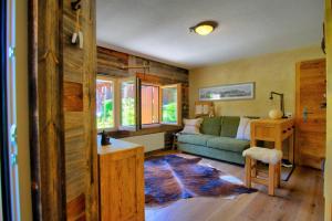 Зона вітальні в Studio au pied des Dents du Midi