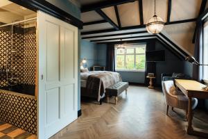 Skálakot Manor Hotel客房内的一张或多张床位