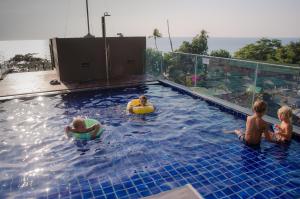 Bazén v ubytování The Erawan Koh Chang -SHA Extra Plus nebo v jeho okolí