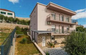 Budova, v ktorej sa apartmán nachádza