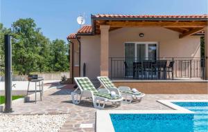 Bazén v ubytovaní Two-Bedroom Holiday Home In Vodnjan alebo v jeho blízkosti + 18 fotografií