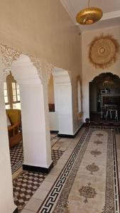 Φωτογραφία από το άλμπουμ του Vue panoramique Ouarzazate centre σε Tabount