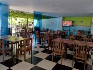 Restaurace v ubytování Hotel Soliari Melgar