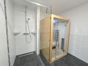 Et badeværelse på Ferienhaus Golfkate Birdie