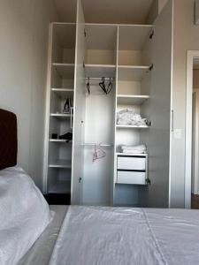 Postel nebo postele na pokoji v ubytování Piso 25, Lujo en Altura, Forum Molas + 37 fotografií