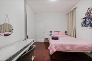 Gallery image of Pinky Pinky 2 Bedroom in New York