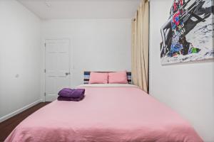Gallery image of Pinky Pinky 2 Bedroom in New York
