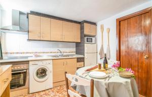 Kuchyňa alebo kuchynka v ubytovaní 1 Bedroom Lovely Home In Jubrique