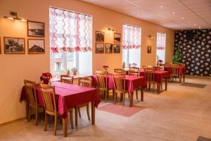 Restaurace v ubytování Ankur Hotell