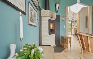Posezení v ubytování Two-Bedroom Holiday Home In Strandby