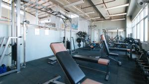 Fitness centrum a/nebo fitness zařízení v ubytování RedDoorz Plus @ E Rodriguez Corner Banawe