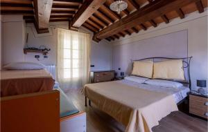 Ένα ή περισσότερα κρεβάτια σε δωμάτιο στο Beautiful Home In Barga