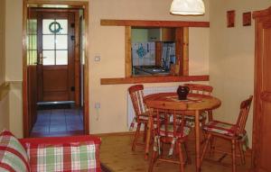 Φωτογραφία από το άλμπουμ του Lovely Apartment In Lütow With Kitchen σε Lütow