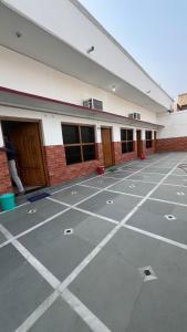 Ảnh trong thư viện ảnh của Hotel Vijay Palace- Near Ram Mandir Ayodhya ở Ayodhya