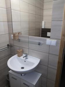 Koupelna v ubytování Ubytování v soukromí Klima + 37 fotografií