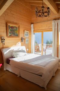 Postel nebo postele na pokoji v ubytování Big luxury Chalet with amazing view