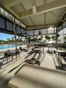 Εστιατόριο ή άλλο μέρος για φαγητό στο Amanece frente al mar