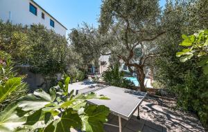 Vonkajšia záhrada v ubytovaní Villa Val + 25 fotografií