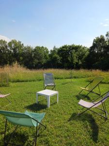 Vonkajšia záhrada v ubytovaní Pechingorp Chambres d'hôtes