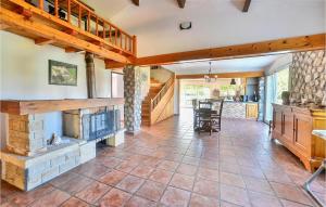 Φωτογραφία από το άλμπουμ του Stunning Home In Saint Martin De Crau σε Saint-Martin-de-Crau
