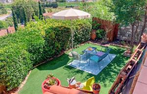 Κήπος έξω από το Cozy Home In Santa Maria A Monte