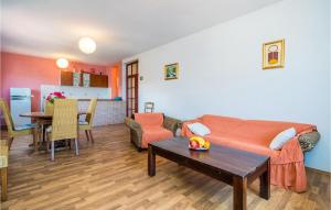 Kuchyňa alebo kuchynka v ubytovaní Apartment Gruda Molunat