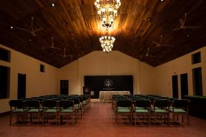 Konferenční prostory v ubytování Carmelia Haven Resort Thekkady + 37 fotografií