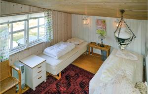 Postel nebo postele na pokoji v ubytování Three-Bedroom Holiday Home In Saby