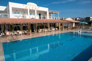 Bazén v ubytování Eleni Hotel nebo v jeho okolí