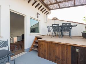 A balcony or terrace at Navona penthouse
