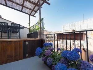 A balcony or terrace at Navona penthouse