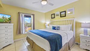 Ένα ή περισσότερα κρεβάτια σε δωμάτιο στο South Beach Oceanfront Resort +50 φωτογραφίες