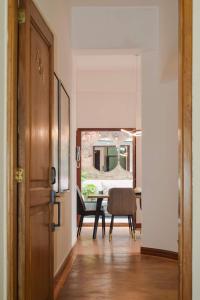 Köök või kööginurk majutusasutuses Best Location - Spacious And Fancy Apt