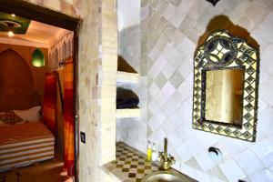 Koupelna v ubytování Riad marrakesh peace