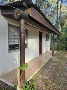 Το κτήριο όπου στεγάζεται  η παραθεριστική κατοικία