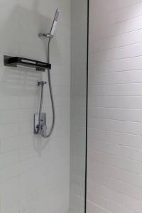 Imagen de la galería de Sahab - Solo 1BR Apt in Al Jada, en Sharjah