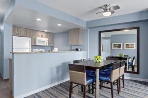 Kuchyň nebo kuchyňský kout v ubytování WorldMark Victoria