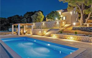 Πισίνα στο ή κοντά στο Villa Petrus