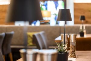 Posezení v ubytování Hotel zum ehem. königl. Bayr. Forsthaus