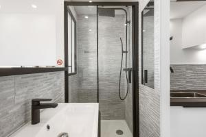 Kúpeľňa v ubytovaní Village Naturiste R4N - Le Libertino Heliopolis